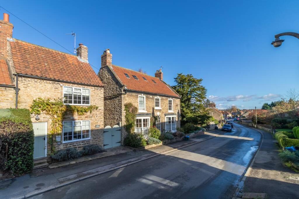 Dene Cottage, Welburn Εξωτερικό φωτογραφία