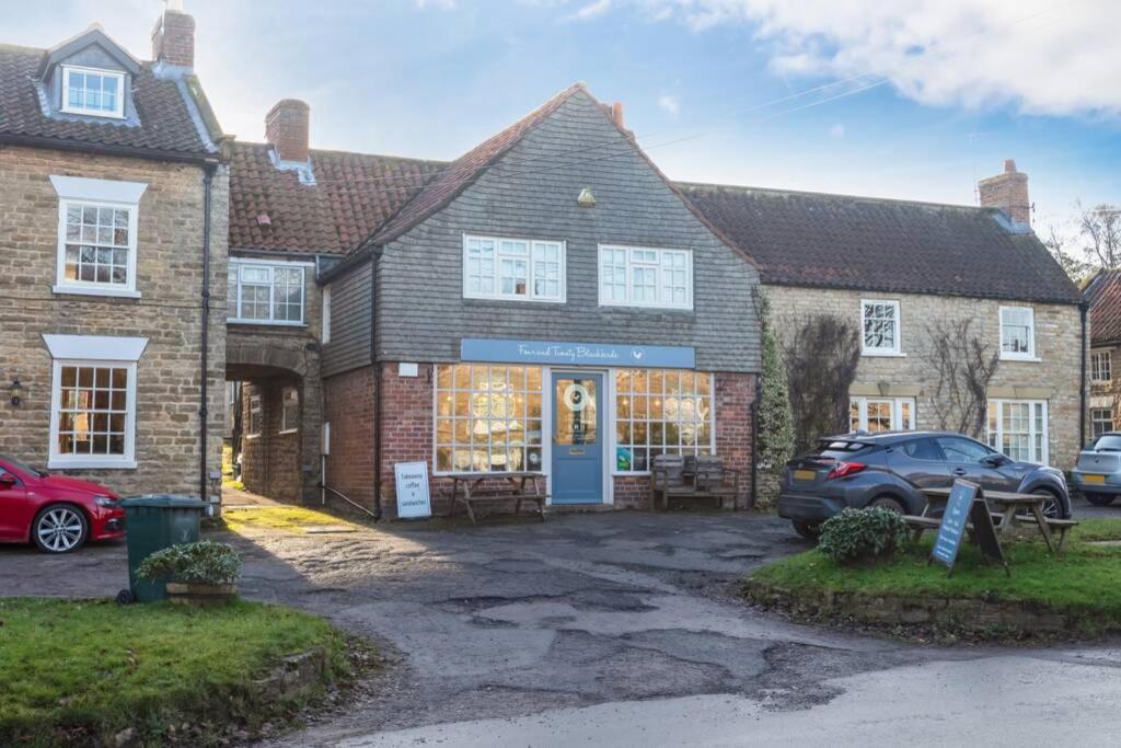 Dene Cottage, Welburn Εξωτερικό φωτογραφία